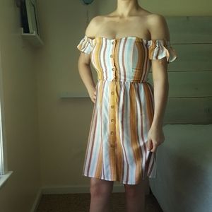 5/$25 Aeropostale off-shoulder sweetheart dress